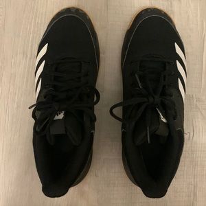 Women’s volleyball shoes